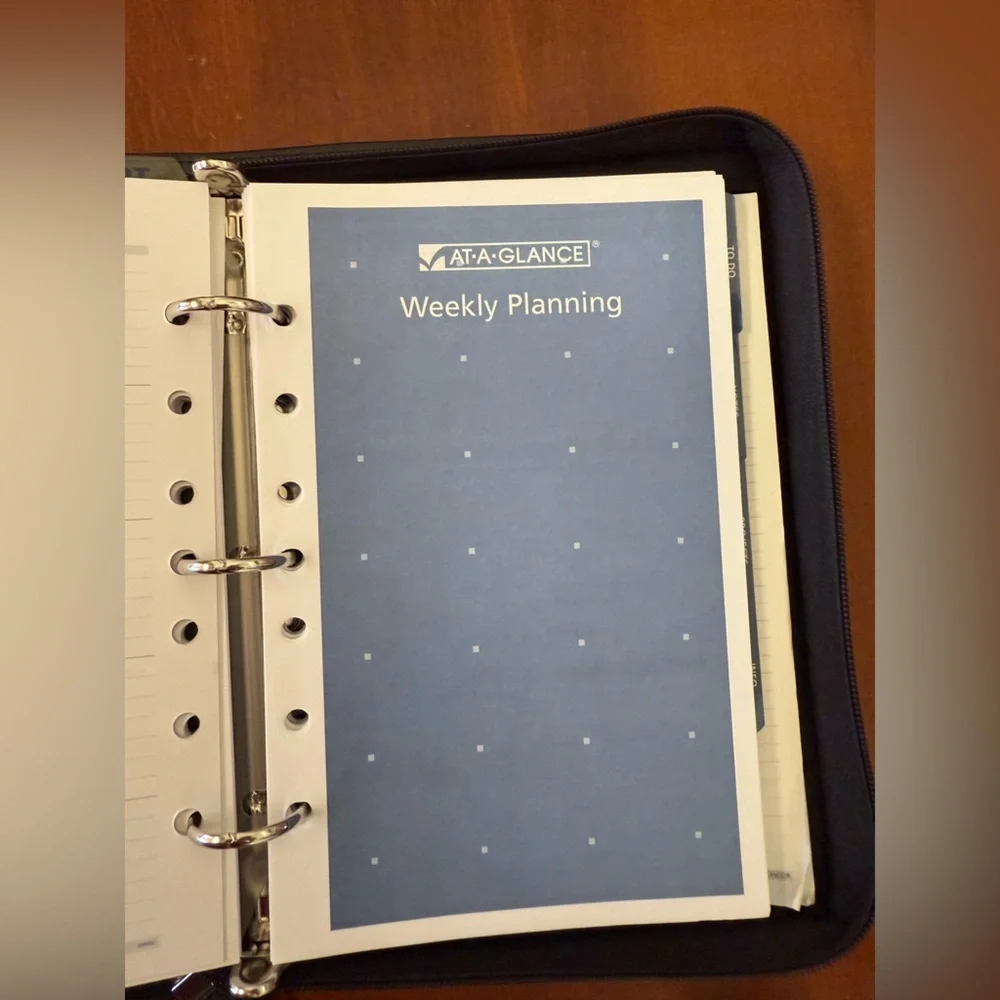 Vintage At a Glance Binder